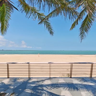 海口·假日海滩📍这片海吹来了夏威夷的风_1_Taurus旅拍日记_来自小红书网页版